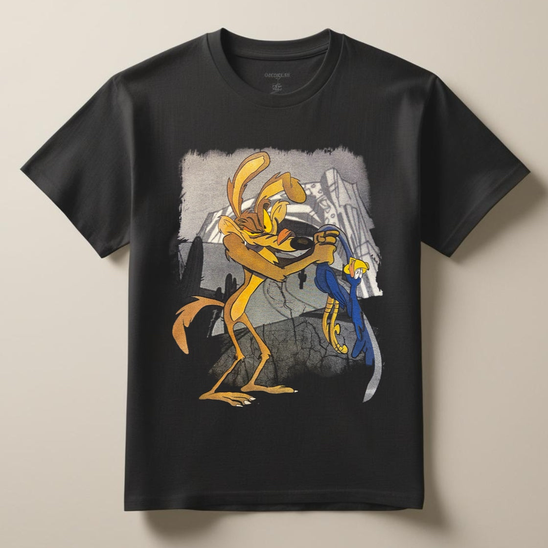 Camiseta Coyote e Papa-Léguas