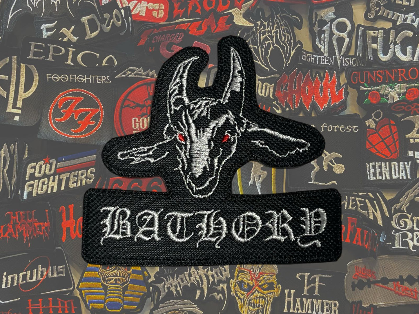 Bordado Termocolante Black Metal