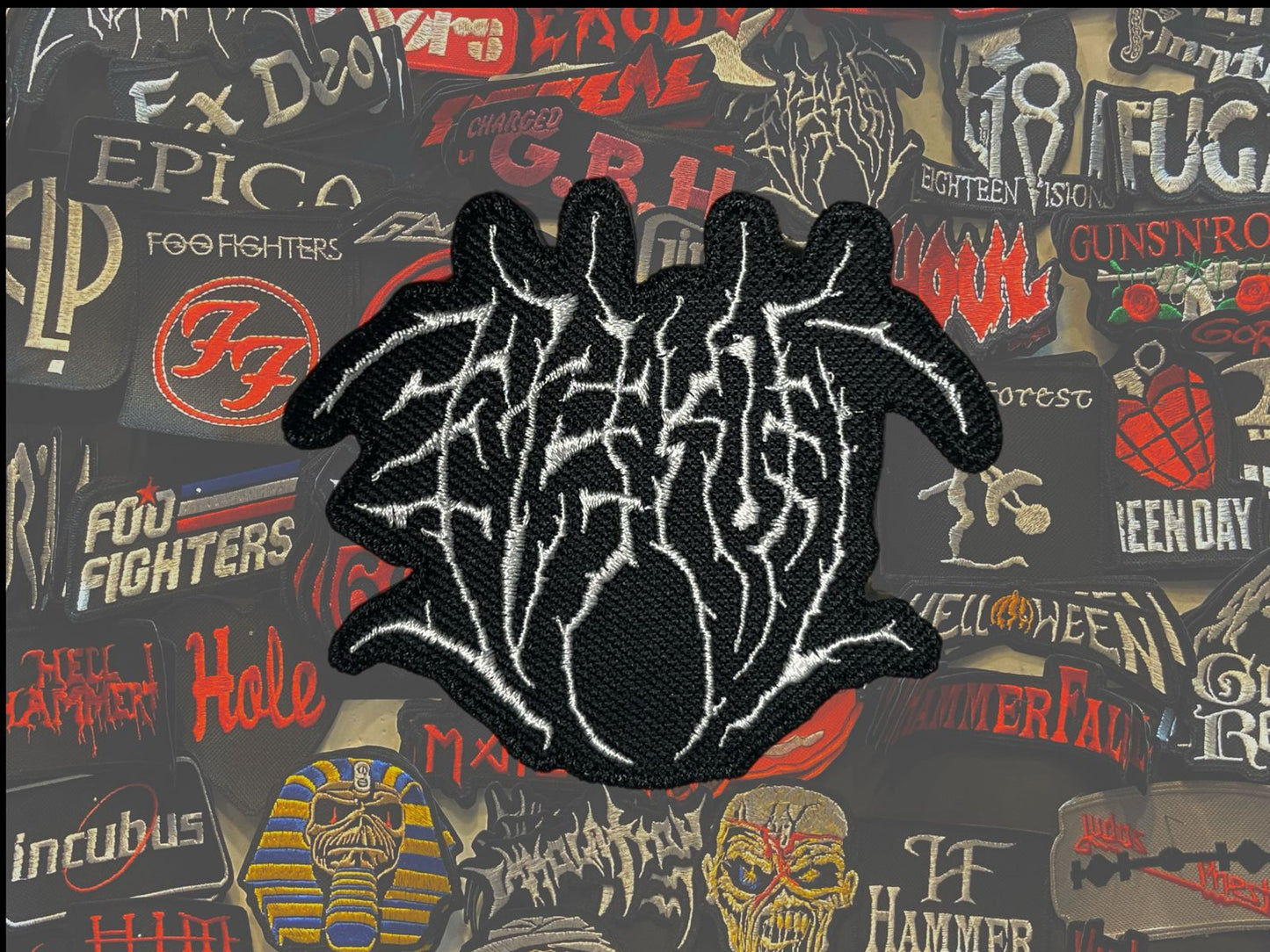 Bordado Termocolante Black Metal