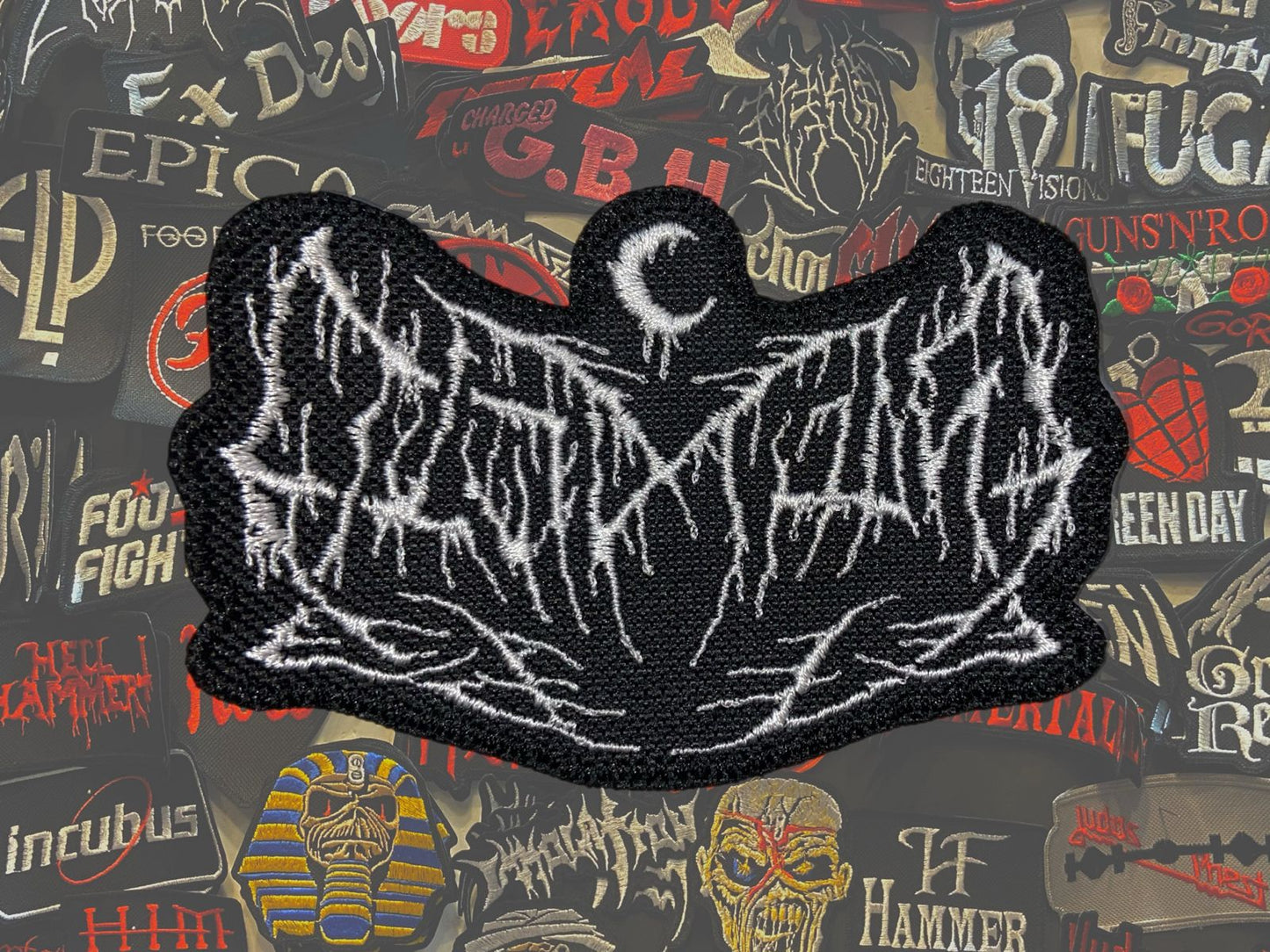 Bordado Termocolante Black Metal