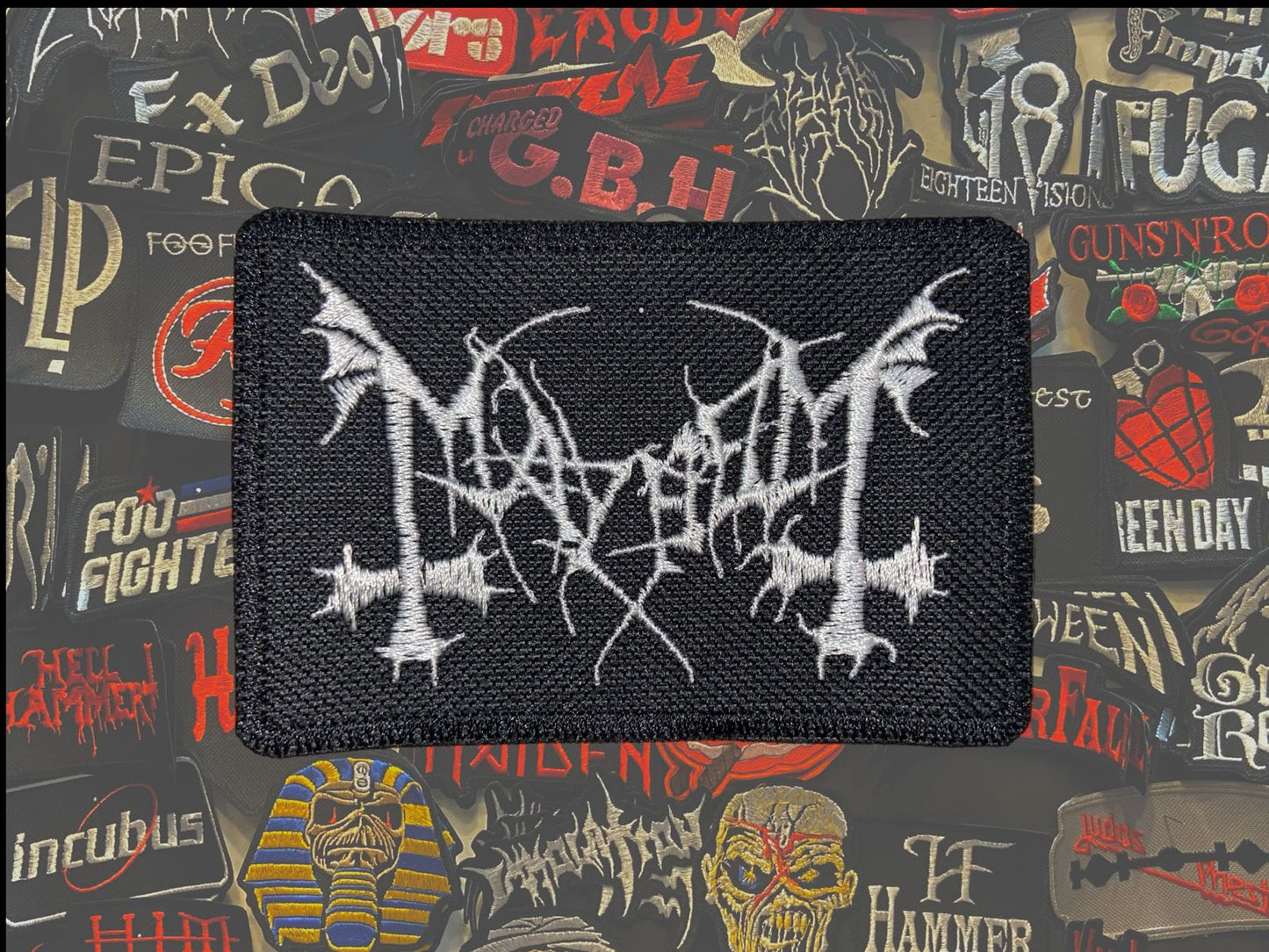 Bordado Termocolante Black Metal