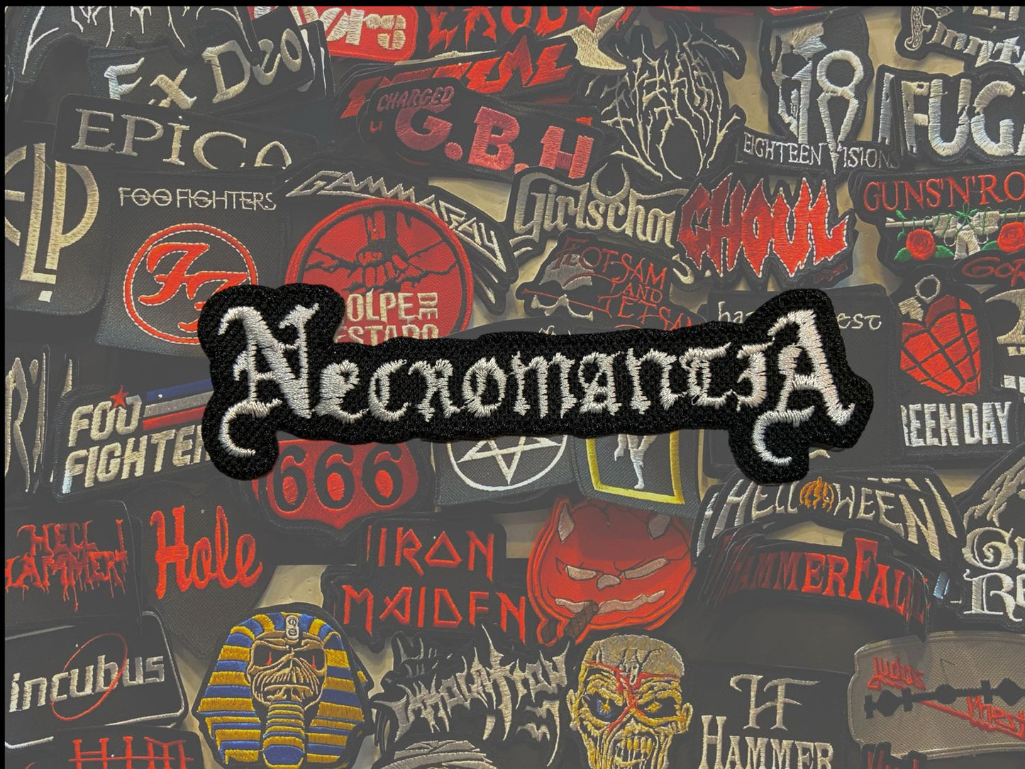 Bordado Termocolante Black Metal