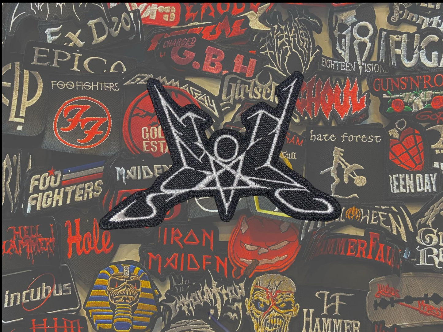 Bordado Termocolante Black Metal